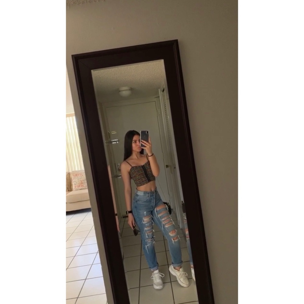 Ripped boyfriend jeans